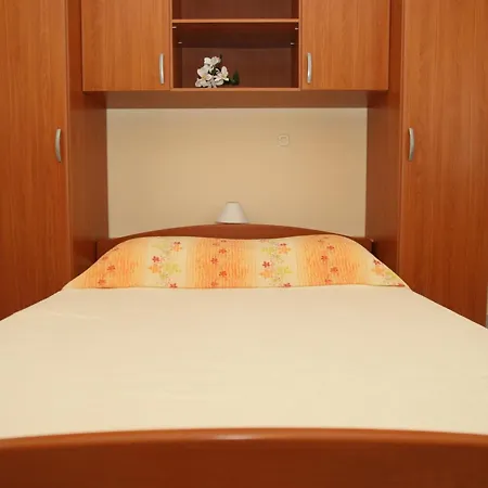 Sea View Apartments Nina Vrsi Room photo