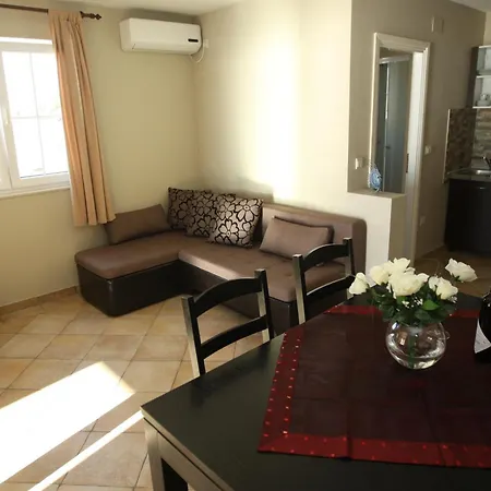 Sea View Apartments Nina Vrsi Room photo