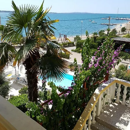 Sea View Apartments Nina Vrsi Room photo