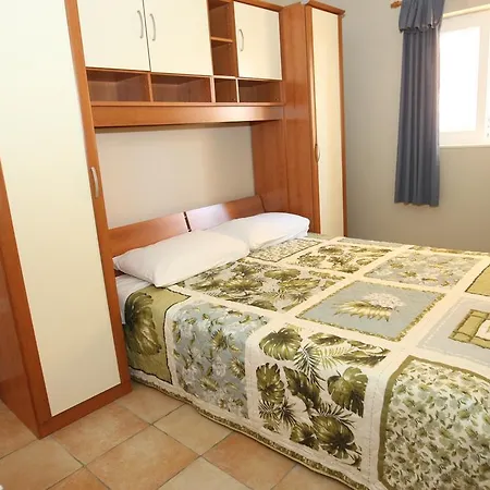 Sea View Apartments Nina Vrsi Room photo