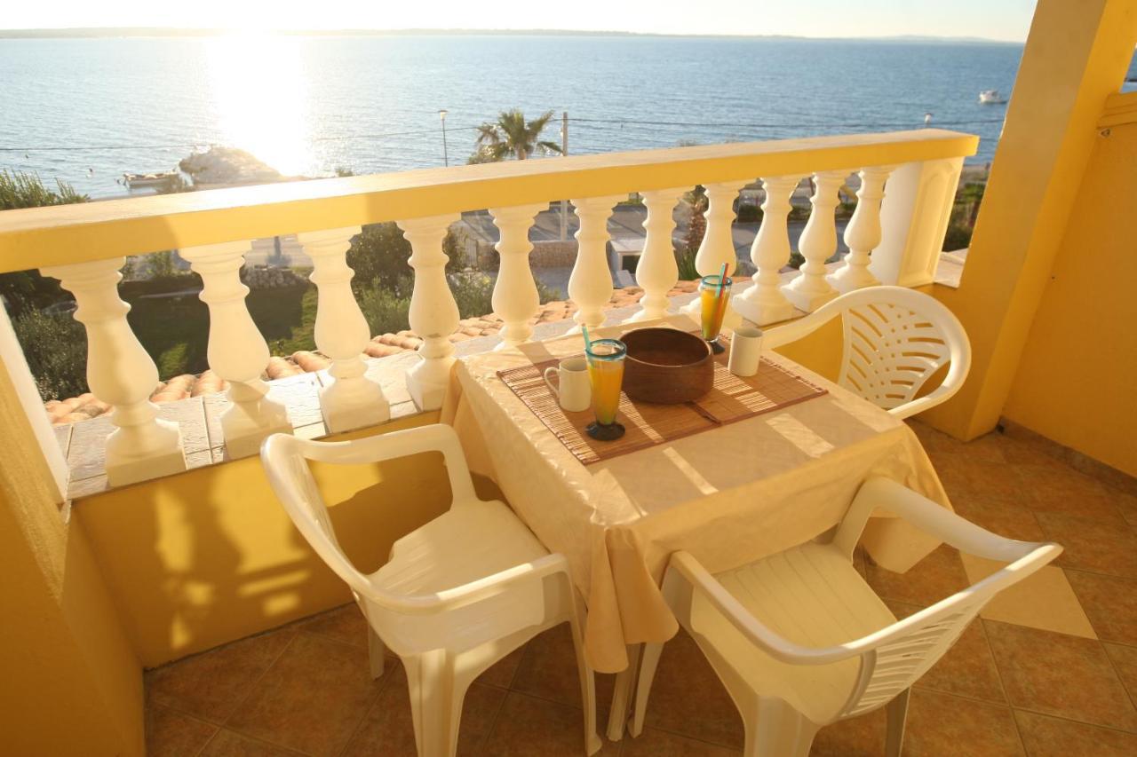 Sea View Nina Apartma