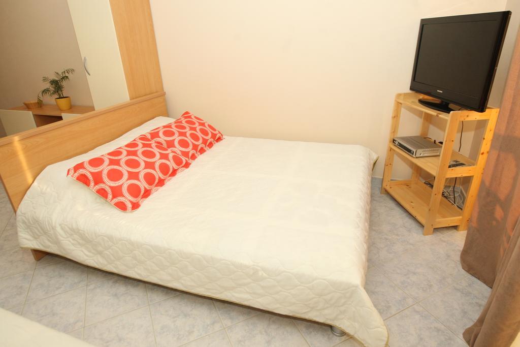 Sea View Nina Apartma *
