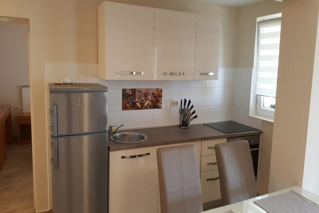Sea View Nina Apartma